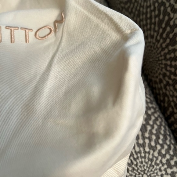 heavy canvas and embroidery drawstring bag. Scarf not included - Picture 9 of 11